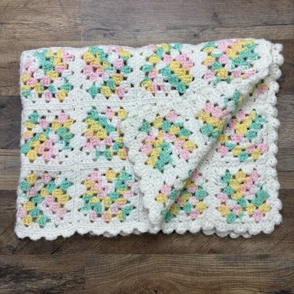 Vintage Handmade Crochet Baby Blanket Pastel Granny Square 36”x27” 1970s 1980s